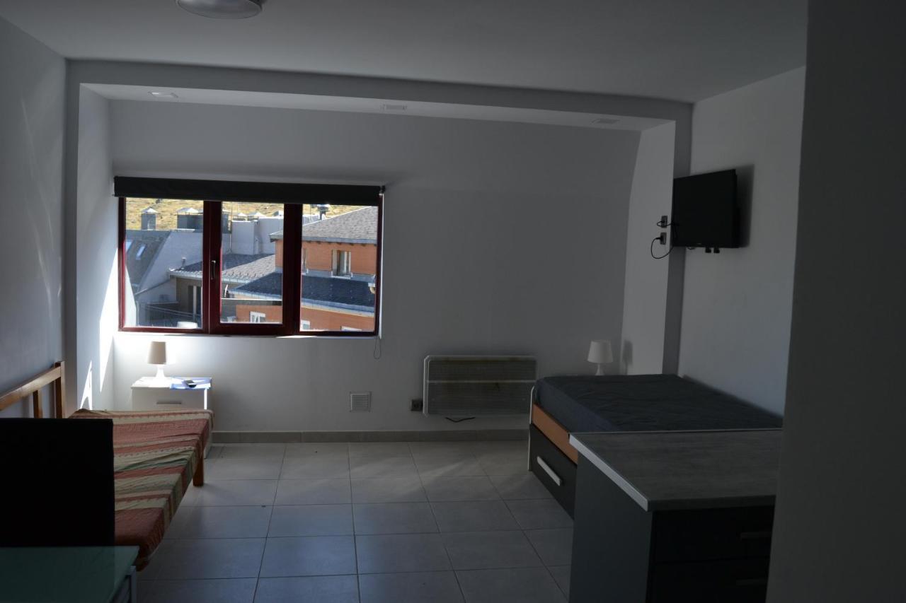 Apartamentos Lake Placid Nievesol Pas De La Casa Esterno foto